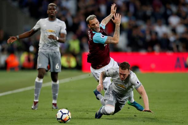 目前谈判还 目前谈判还