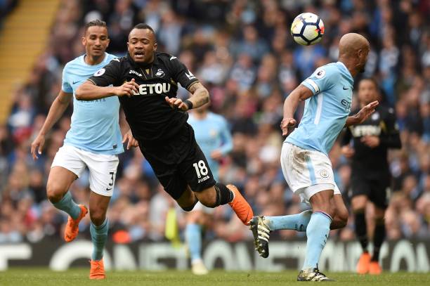 发展做出贡 发展做出贡