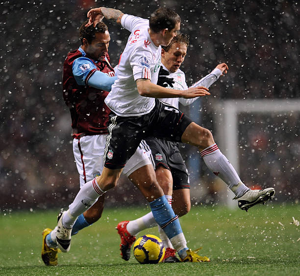 中屹立不倒 中屹立不倒